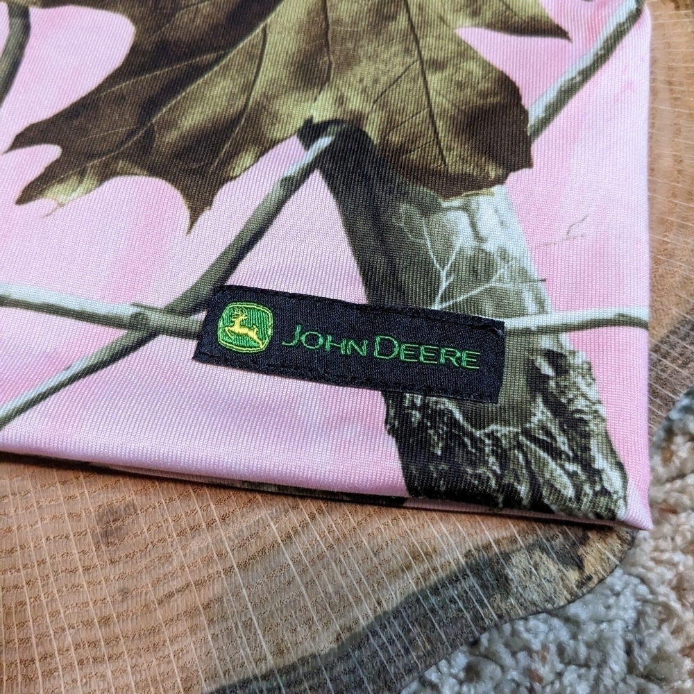 John Deere 9’inch Reversible Pink Camo Camouflage Beanie Hat - Picture 5 of 9